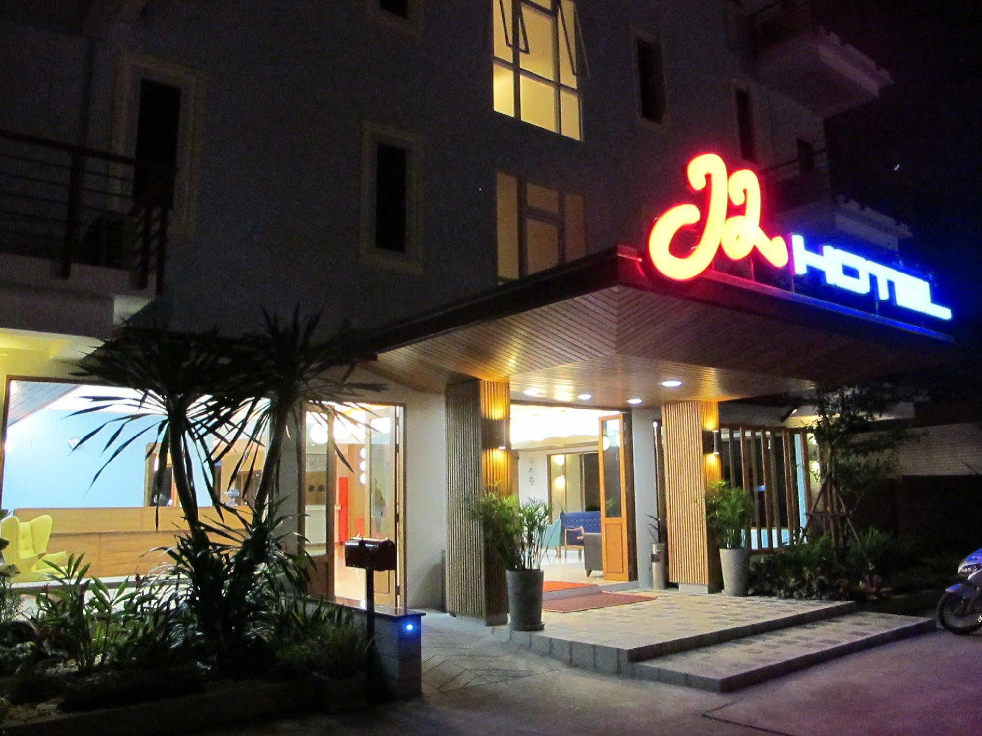 מאה סוט J2 Hotel Maesot מראה חיצוני תמונה